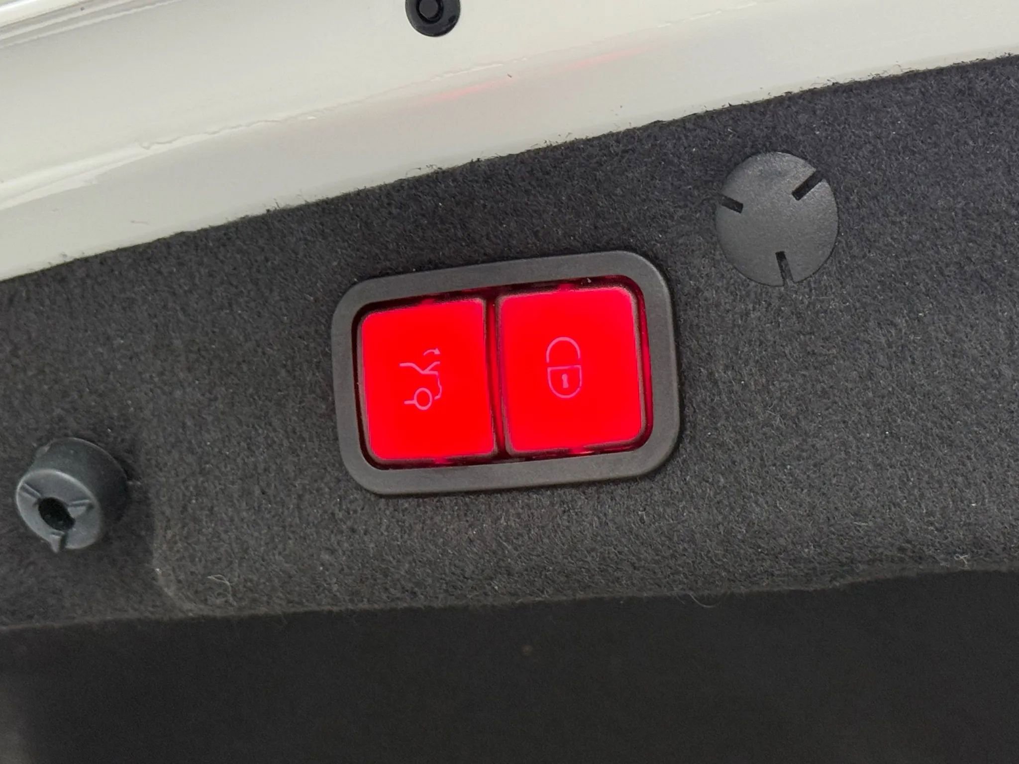 Used 2021 Mercedes-Benz C 300 Sedan image 34