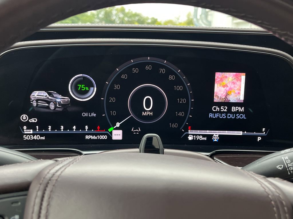 Used 2021 Cadillac Escalade ESV Sport Platinum w/ LPO, ONYX Package image 18