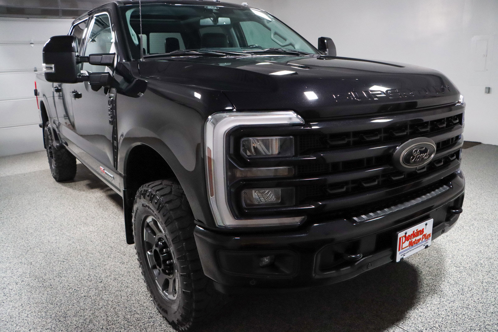 Used 2024 Ford F250 Lariat w/ Lariat Ultimate Package image 5