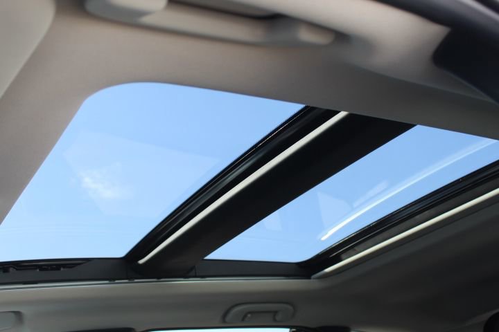 Certified 2025 MAZDA CX-50 AWD 2.5 Hybrid w/ Premium Pkg image 28