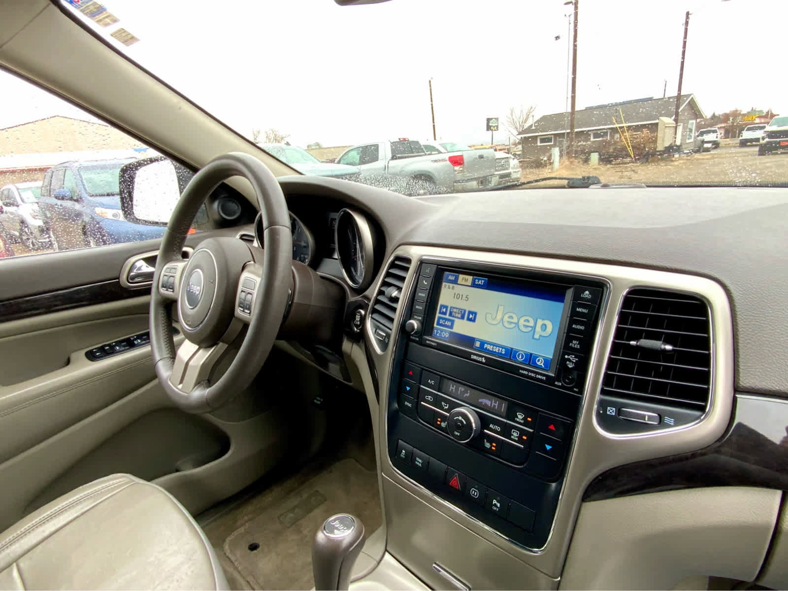 Used 2012 Jeep Grand Cherokee Laredo image 39