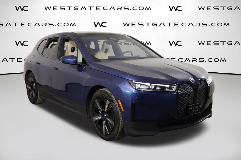 Used 2023 BMW iX xDrive50 w/ Premium Package AWD/4WD image 42
