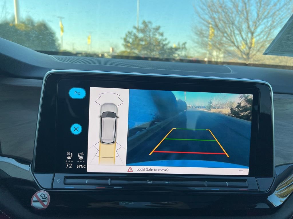 Used 2024 Volkswagen Atlas SE image 23