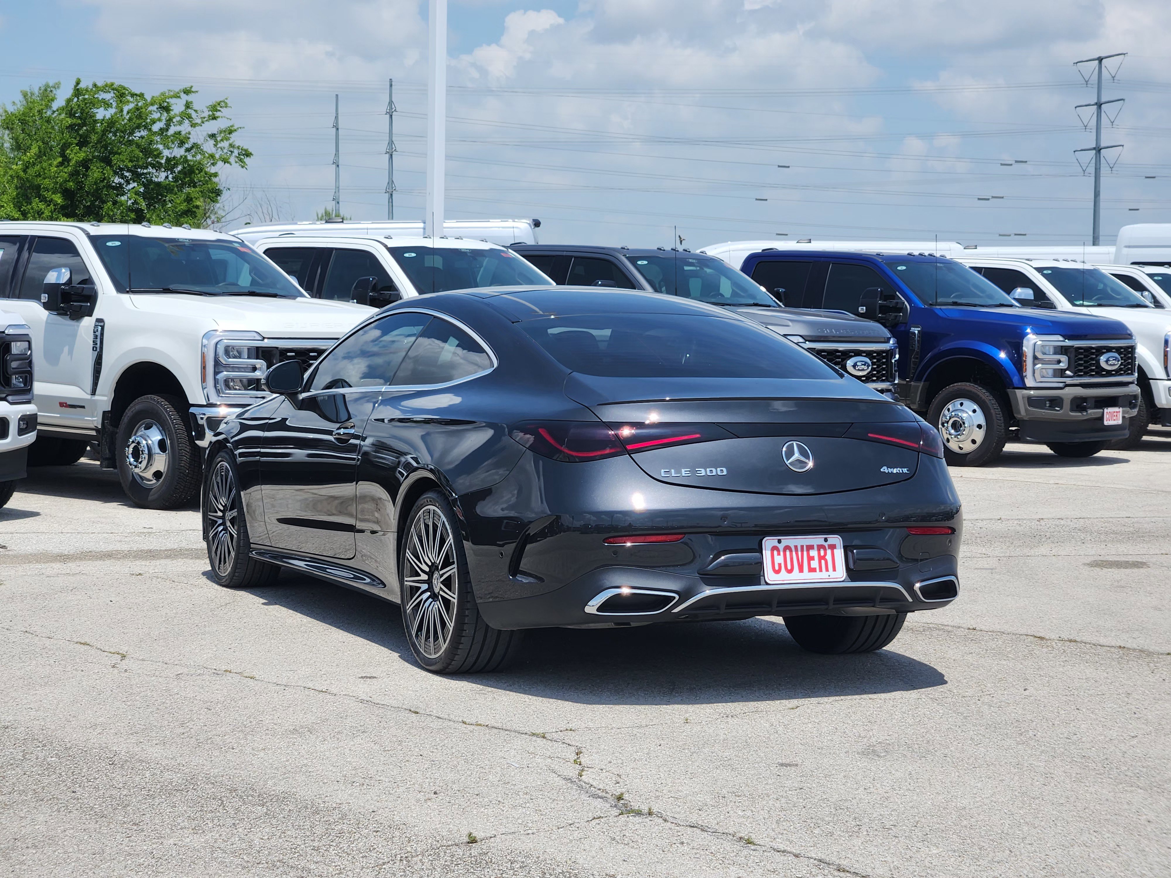 Used 2025 Mercedes-Benz CLE 300 4MATIC Coupe image 5