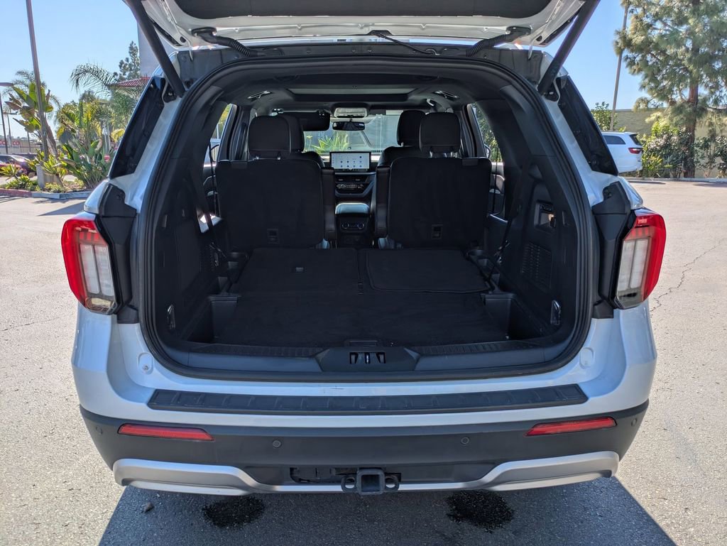 Used 2025 Ford Explorer Platinum w/ LUX Leather Package image 31