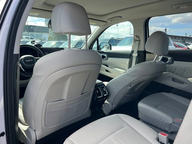Certified 2022 Kia Sorento SX image 11
