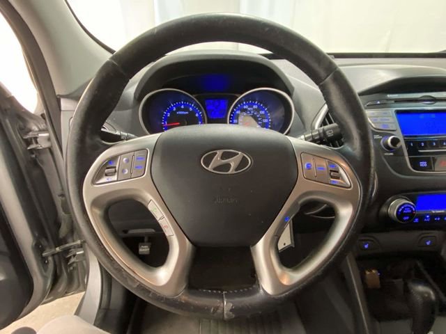 Used 2012 Hyundai Tucson Limited image 25