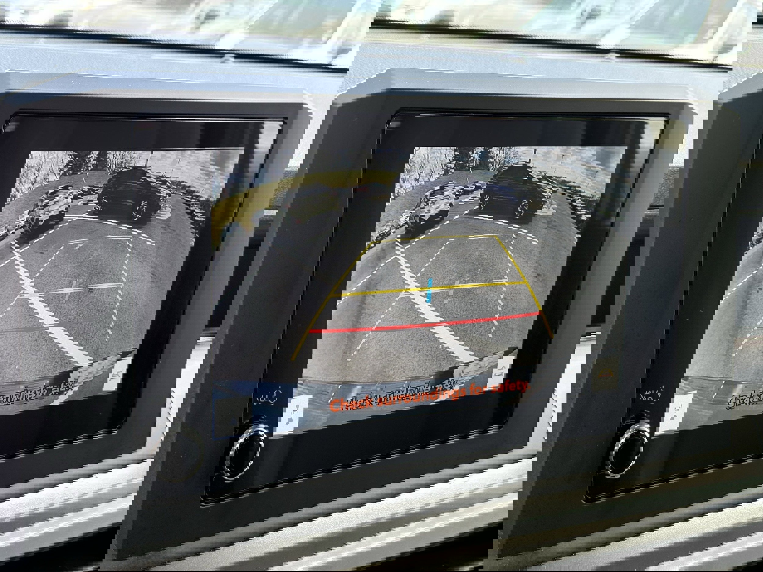 Used 2025 Toyota Tacoma SR5 AWD/4WD image 22