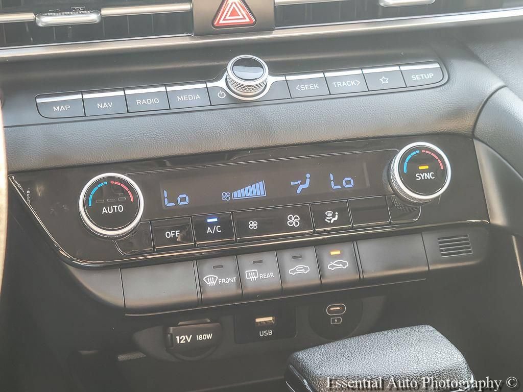 Used 2024 Hyundai Elantra SEL FWD image 22