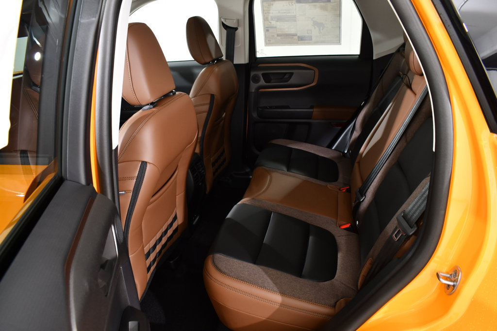 New 2026 Ford Bronco Sport Outer Banks w/ Outer Banks Tech Package+ AWD/4WD image 16