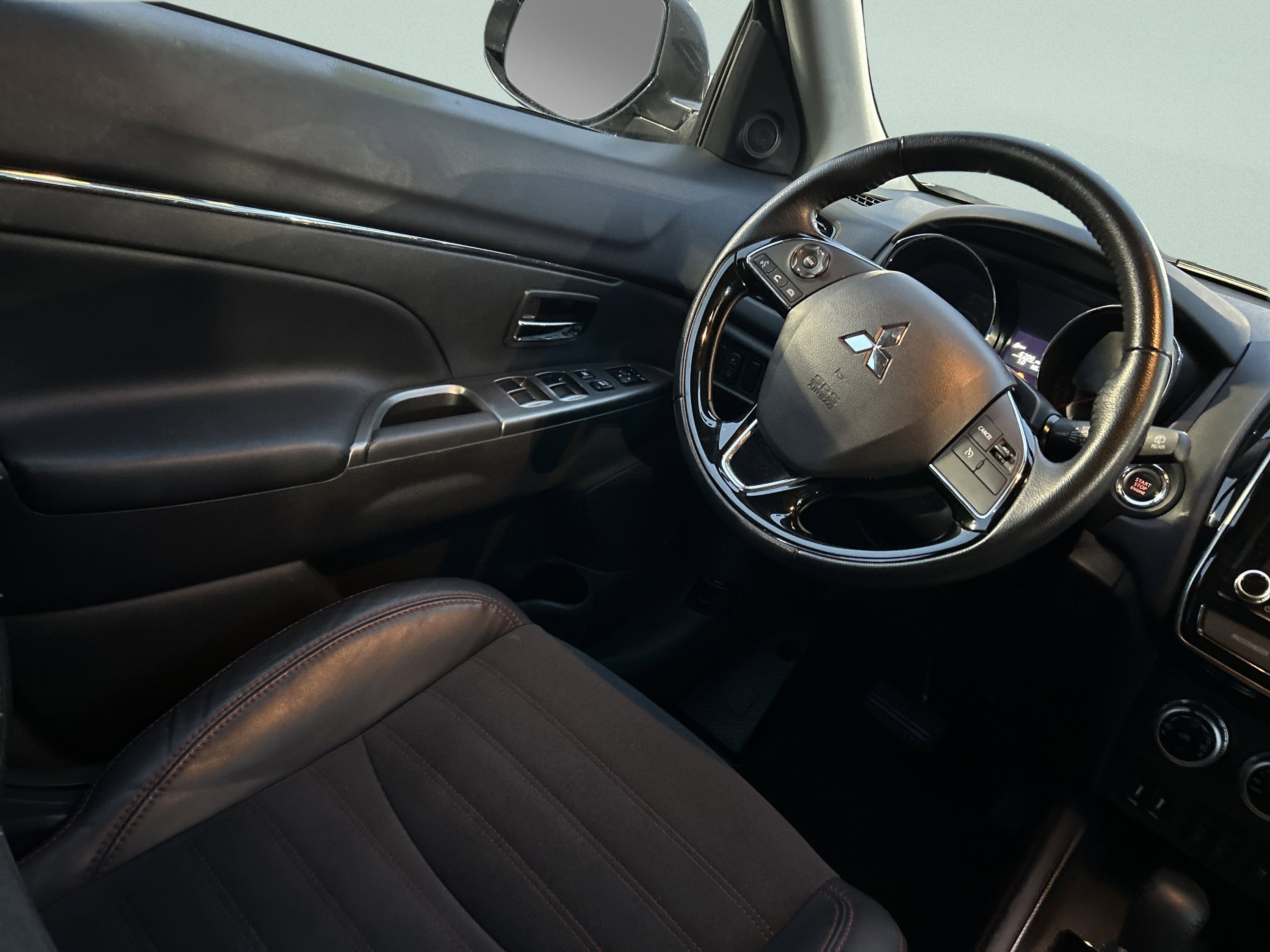 Used 2024 Mitsubishi Outlander Sport SE image 20