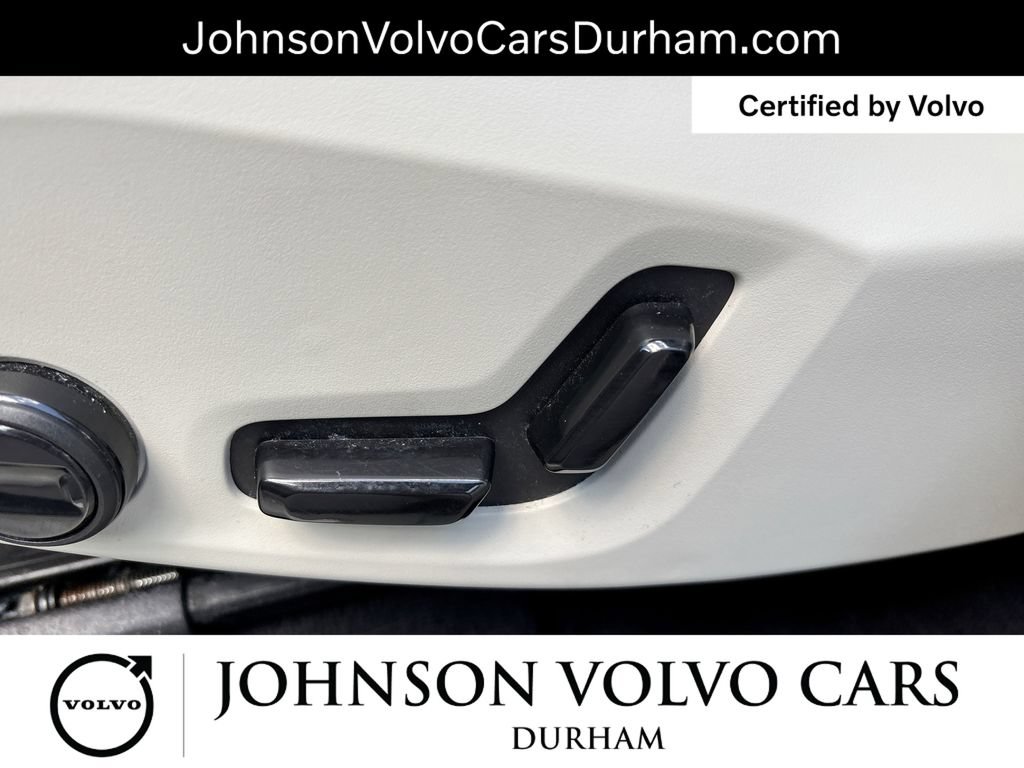 Used 2023 Volvo XC60 B5 Plus w/ Climate Package AWD/4WD image 15
