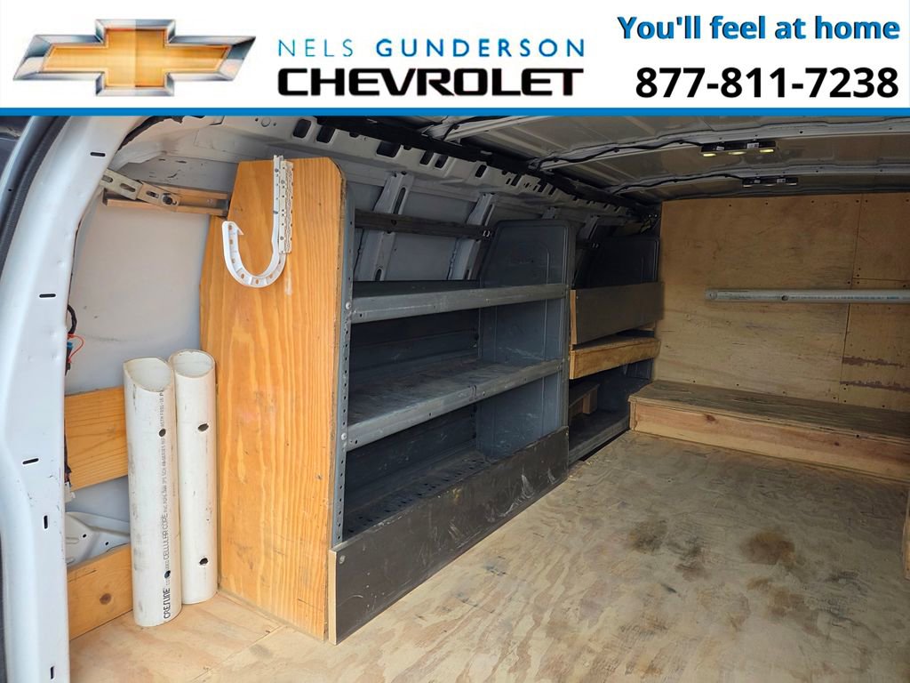 Used 2017 Chevrolet Express 3500 image 14