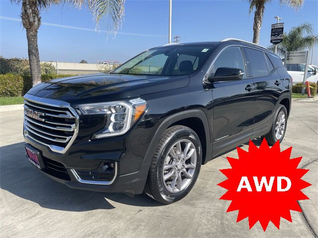 Used 2024 GMC Terrain SLT