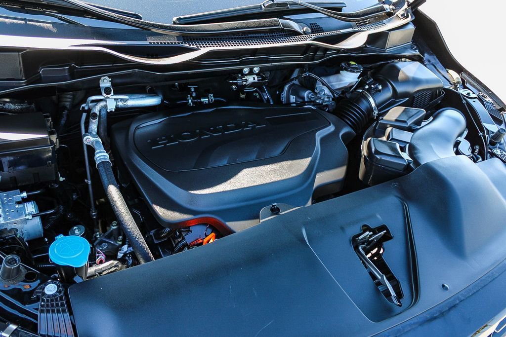 Used 2025 Honda Odyssey Sport-L image 27
