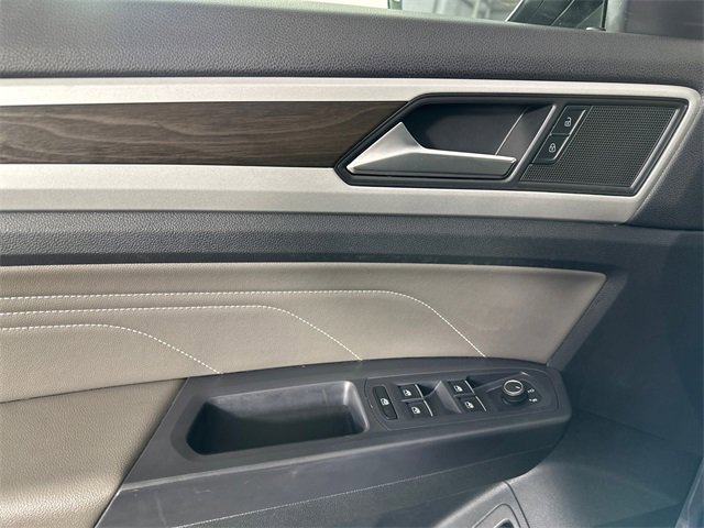 Used 2021 Volkswagen Atlas SE image 21