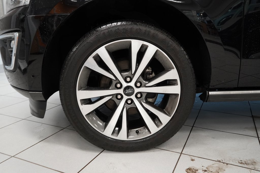 Used 2021 Ford Expedition Max Limited image 18