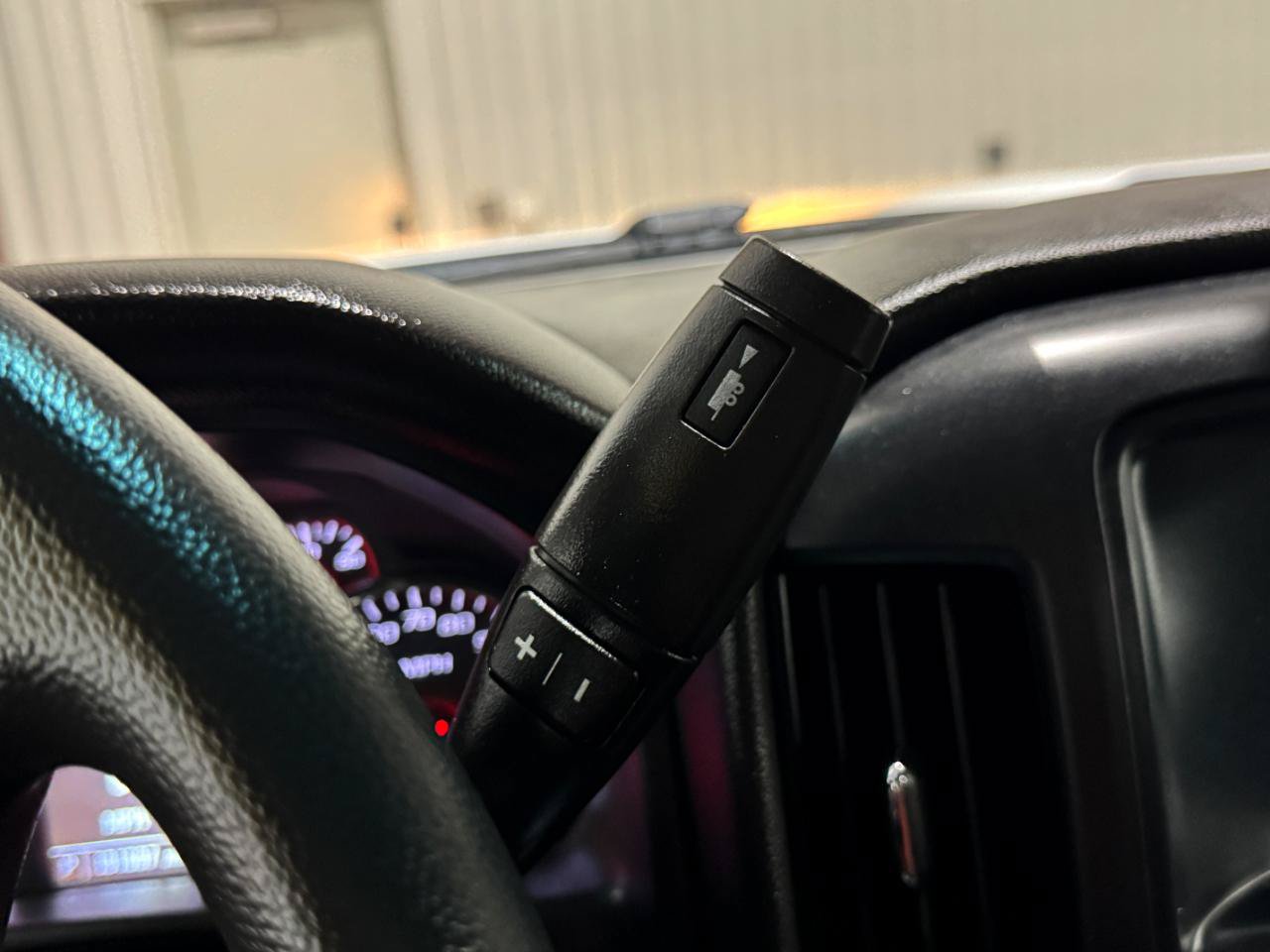 Used 2019 Chevrolet Silverado 2500 W/T AWD/4WD image 23