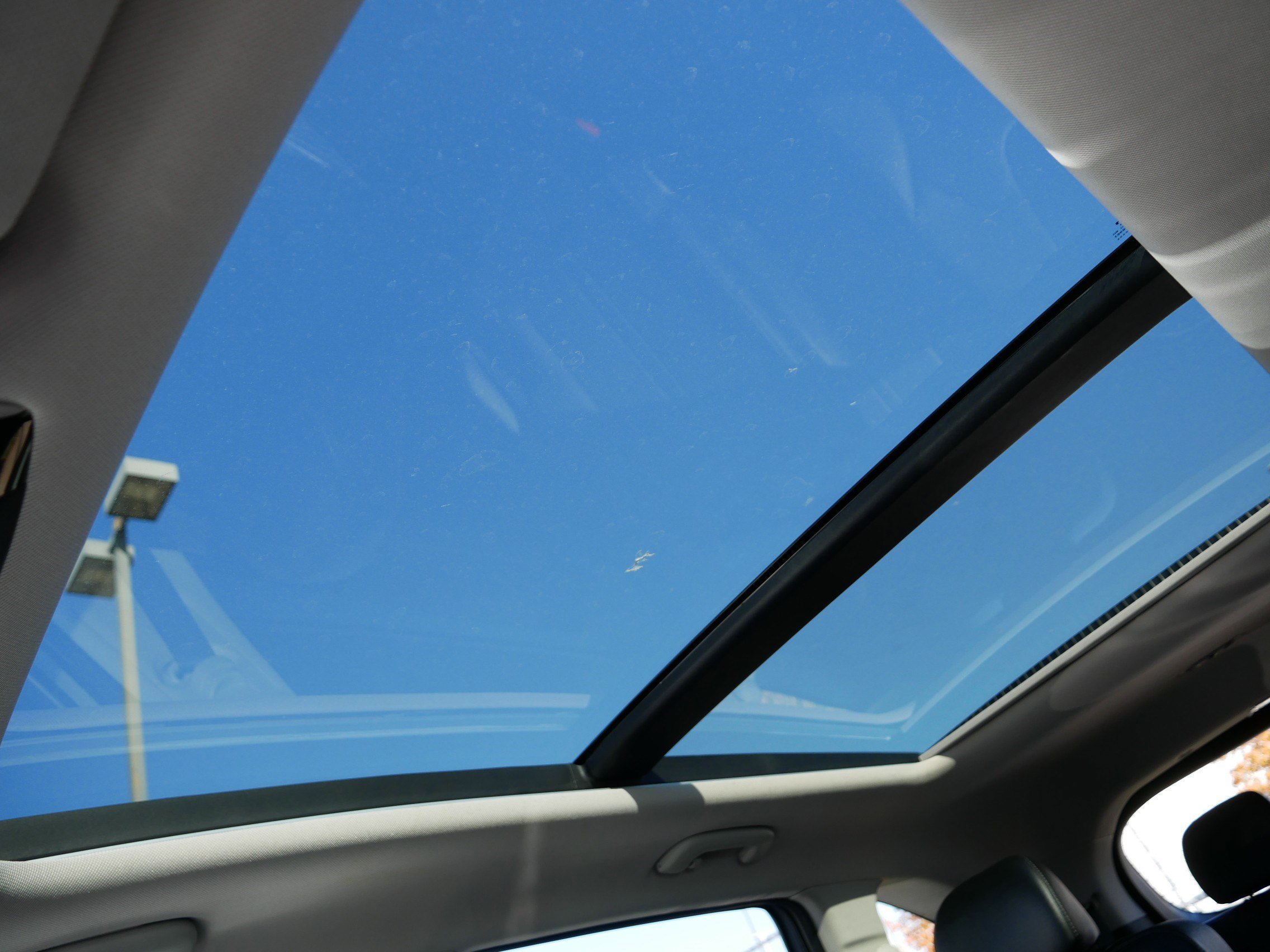 Certified 2022 Kia Sorento X-Line EX image 32