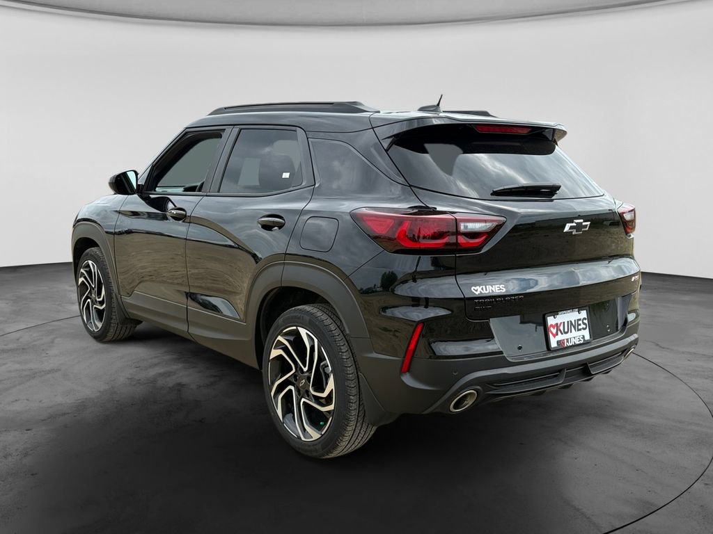 Used 2025 Chevrolet TrailBlazer RS w/ Convenience Package AWD/4WD image 8