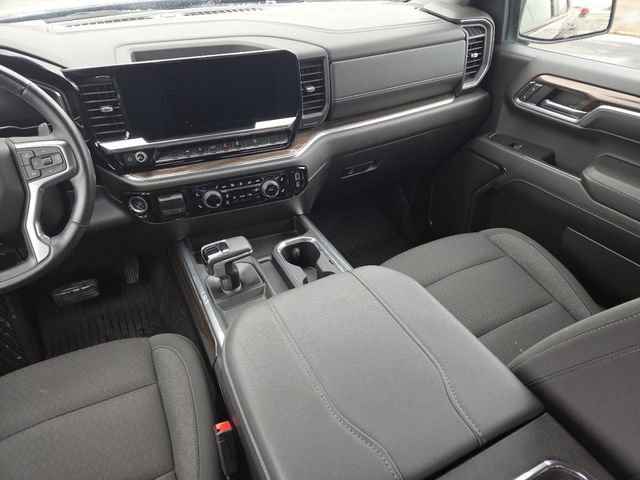 Used 2024 Chevrolet Silverado 1500 LT image 29