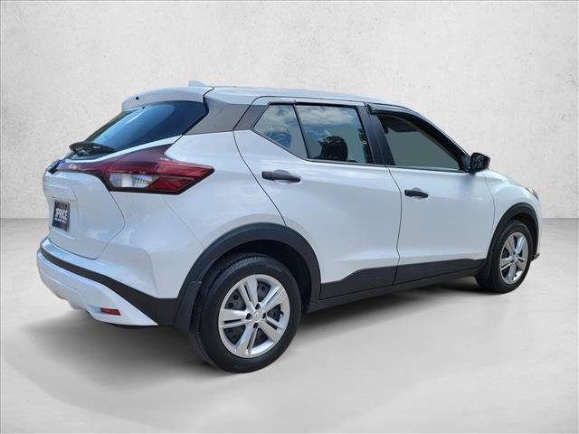 Used 2023 Nissan Kicks S FWD image 5
