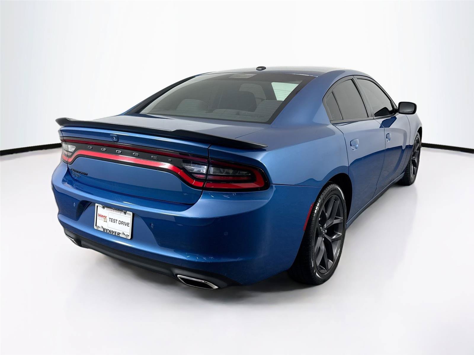 Used 2021 Dodge Charger SXT w/ Blacktop Package RWD image 2