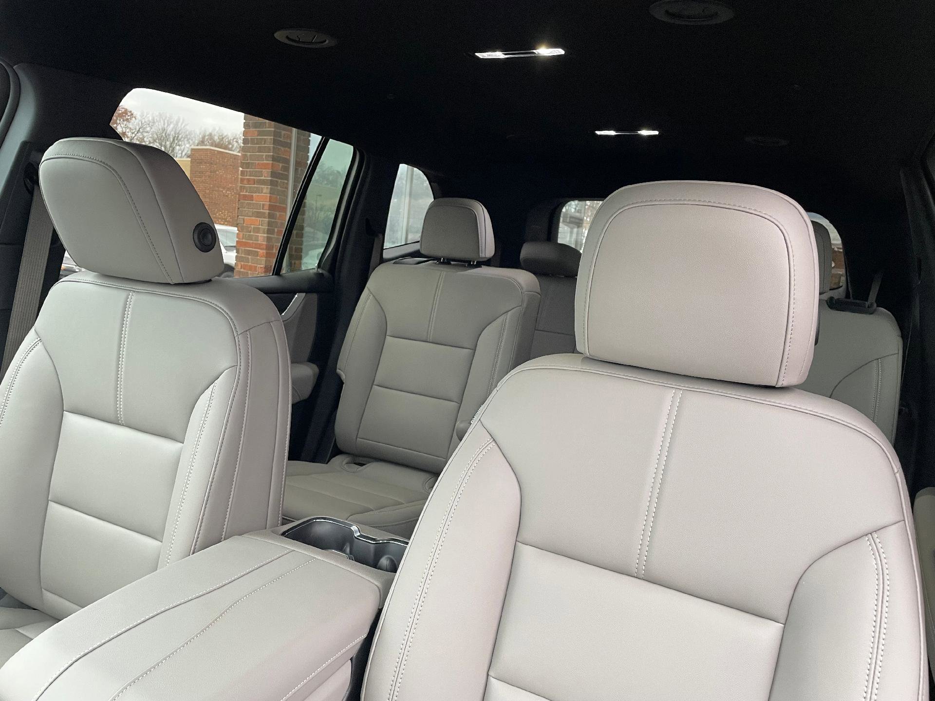 New 2026 GMC Acadia Elevation w/ Black Edition image 10