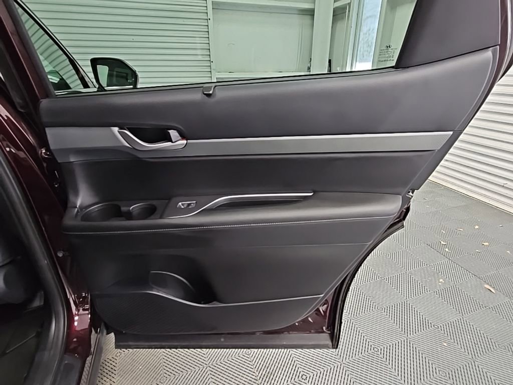 Used 2025 Hyundai Palisade SEL image 40