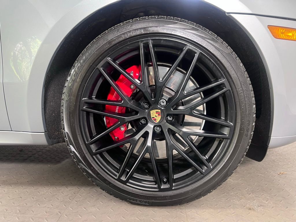 Certified 2023 Porsche Macan GTS w/ Premium Package Plus AWD/4WD image 13