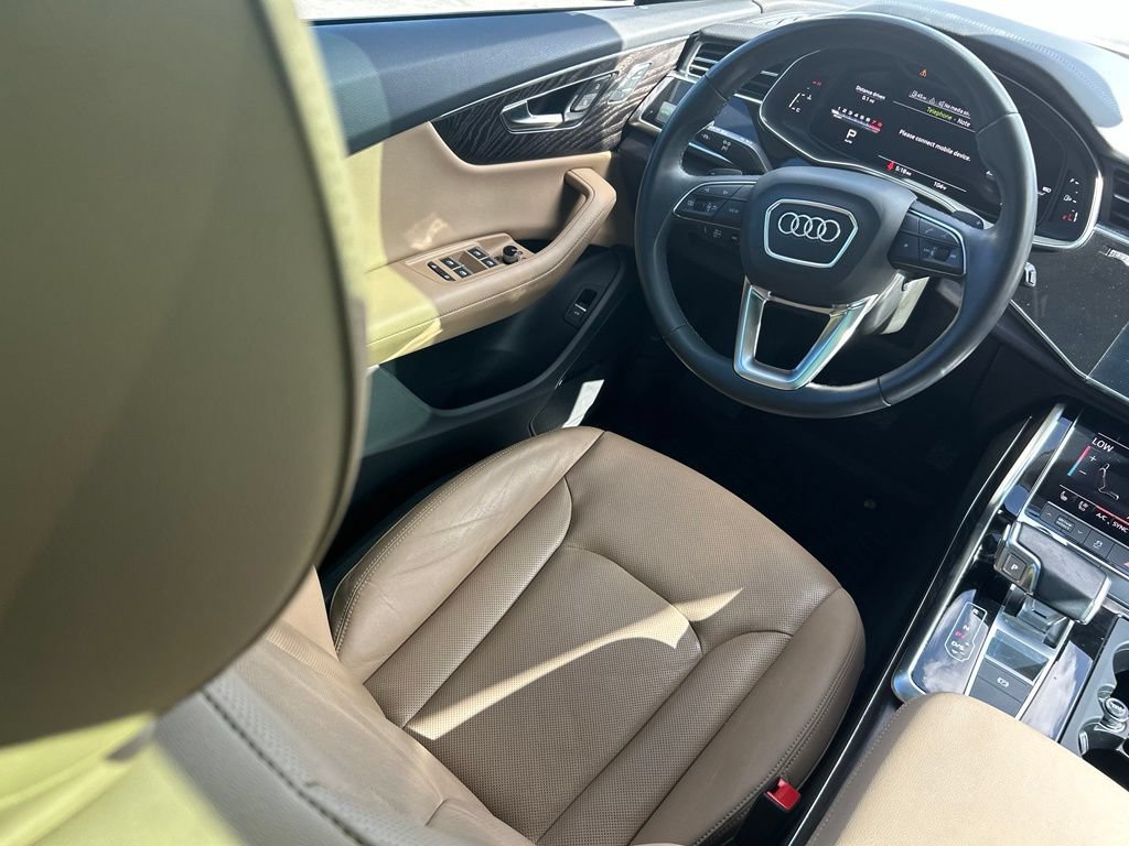 Used 2023 Audi Q8 Premium Plus w/ Premium Plus Package AWD/4WD image 9