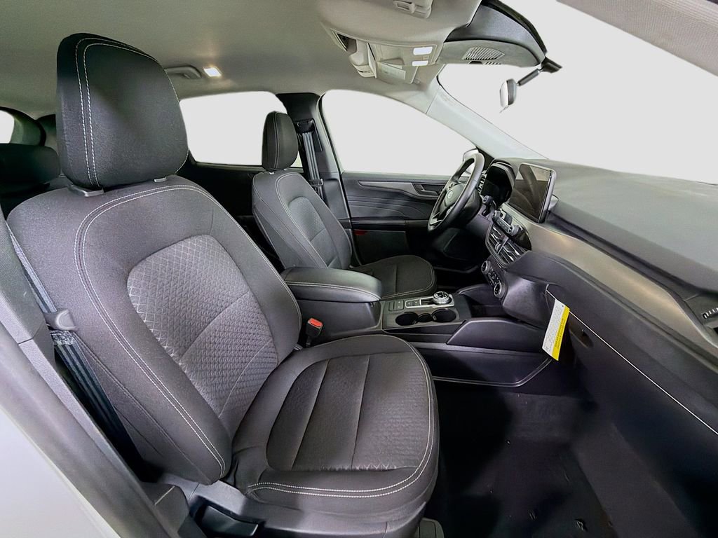 Used 2024 Ford Escape Active image 28