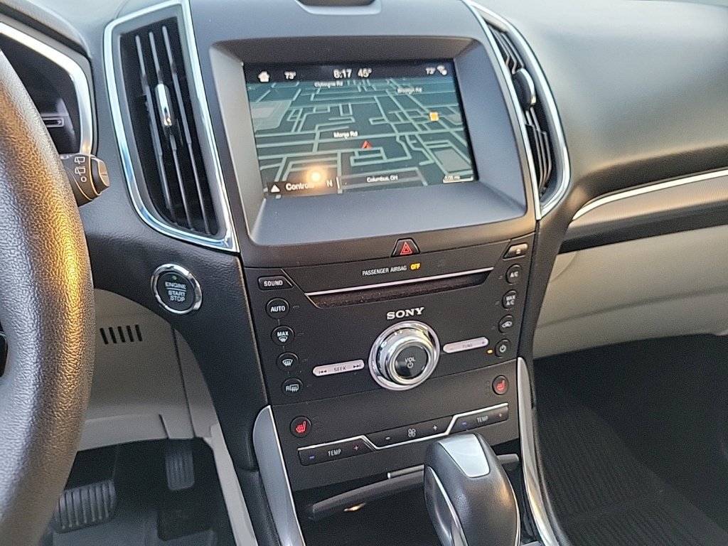 Used 2017 Ford Edge Titanium w/ Technology Package FWD image 8