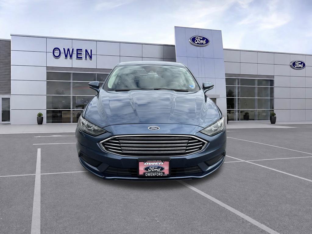 Used 2018 Ford Fusion SE FWD image 9