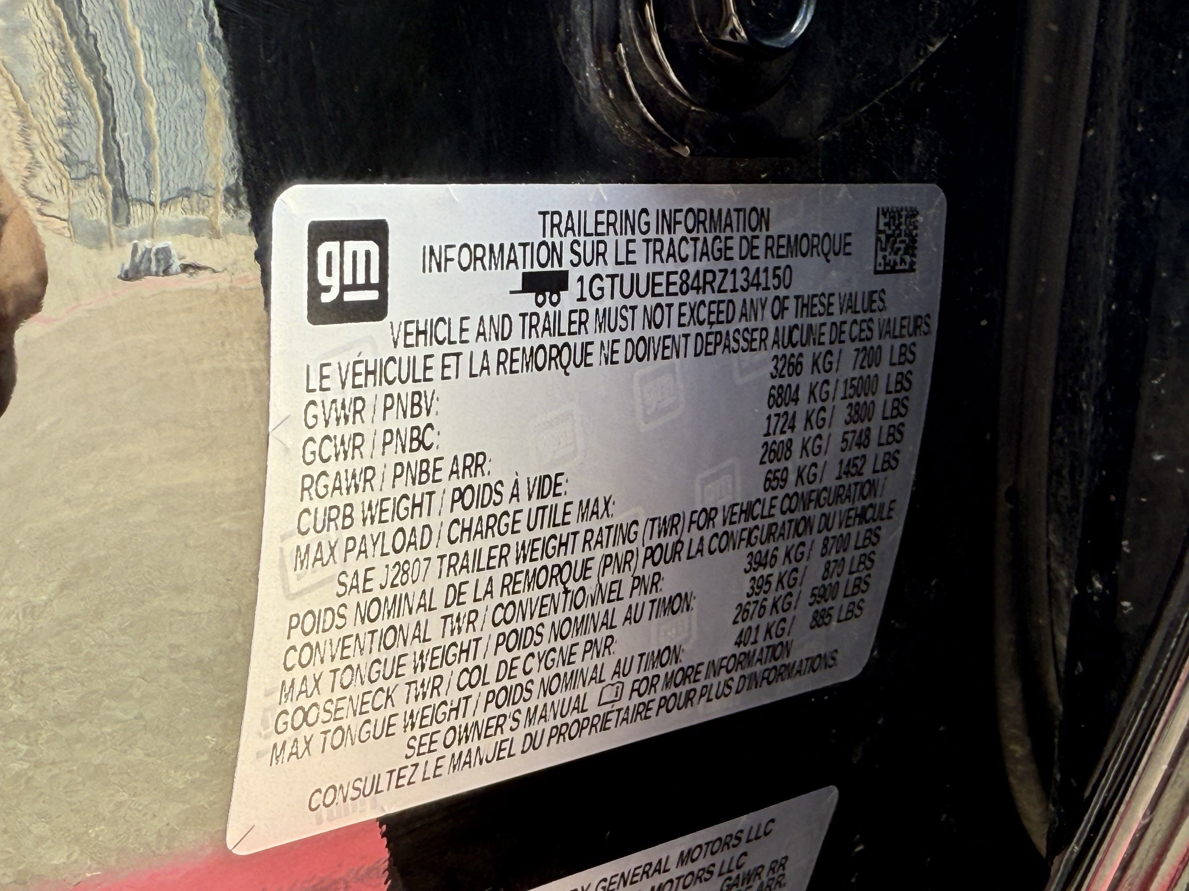 Used 2024 GMC Sierra 1500 AT4 image 32