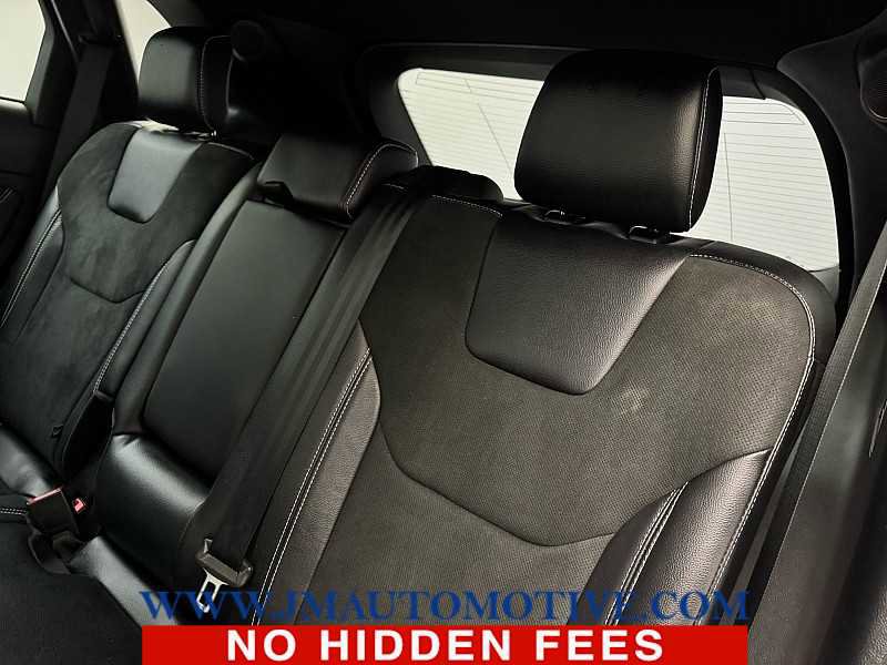 Used 2023 Ford Edge ST image 15