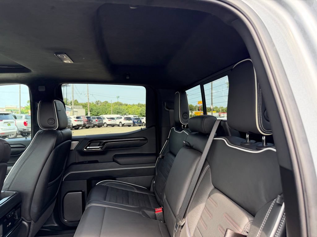 Used 2025 GMC Sierra 1500 AT4X AWD/4WD image 11