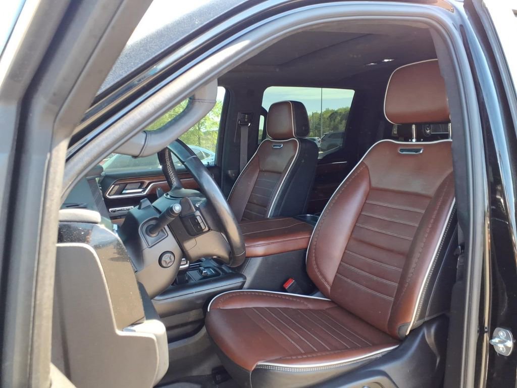 Used 2023 GMC Sierra 1500 Denali Ultimate image 4