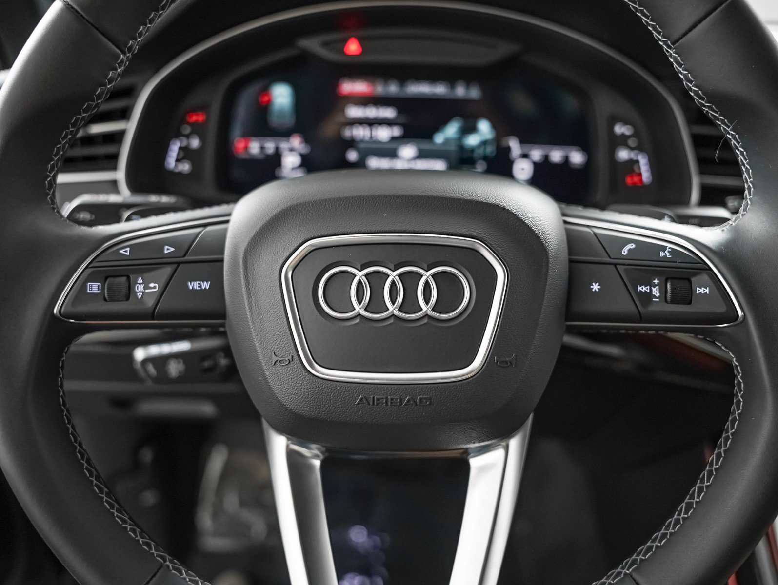 Certified 2026 Audi Q7 2.0T Premium AWD/4WD image 12