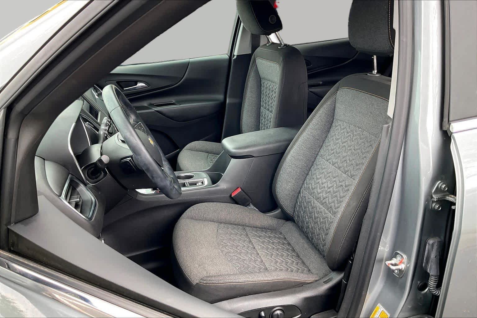 Used 2024 Chevrolet Equinox LT FWD image 24