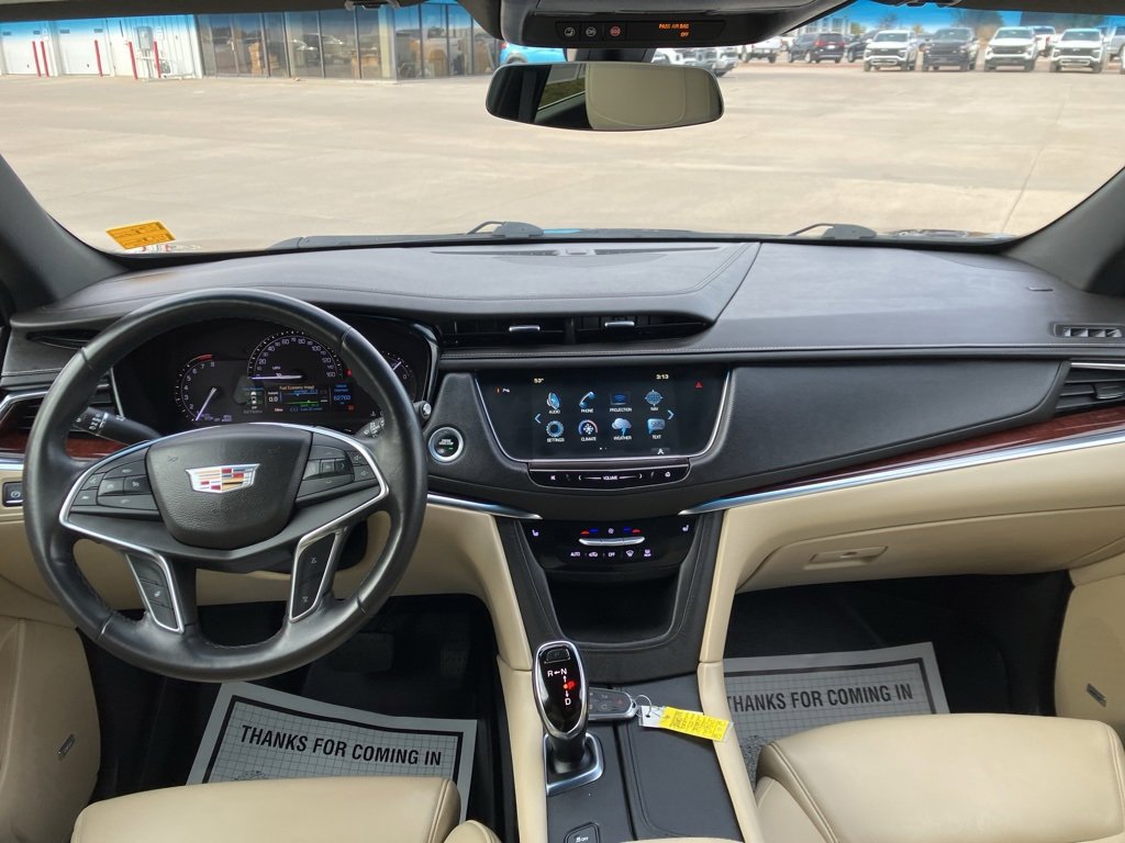 Used 2017 Cadillac XT5 Luxury image 12