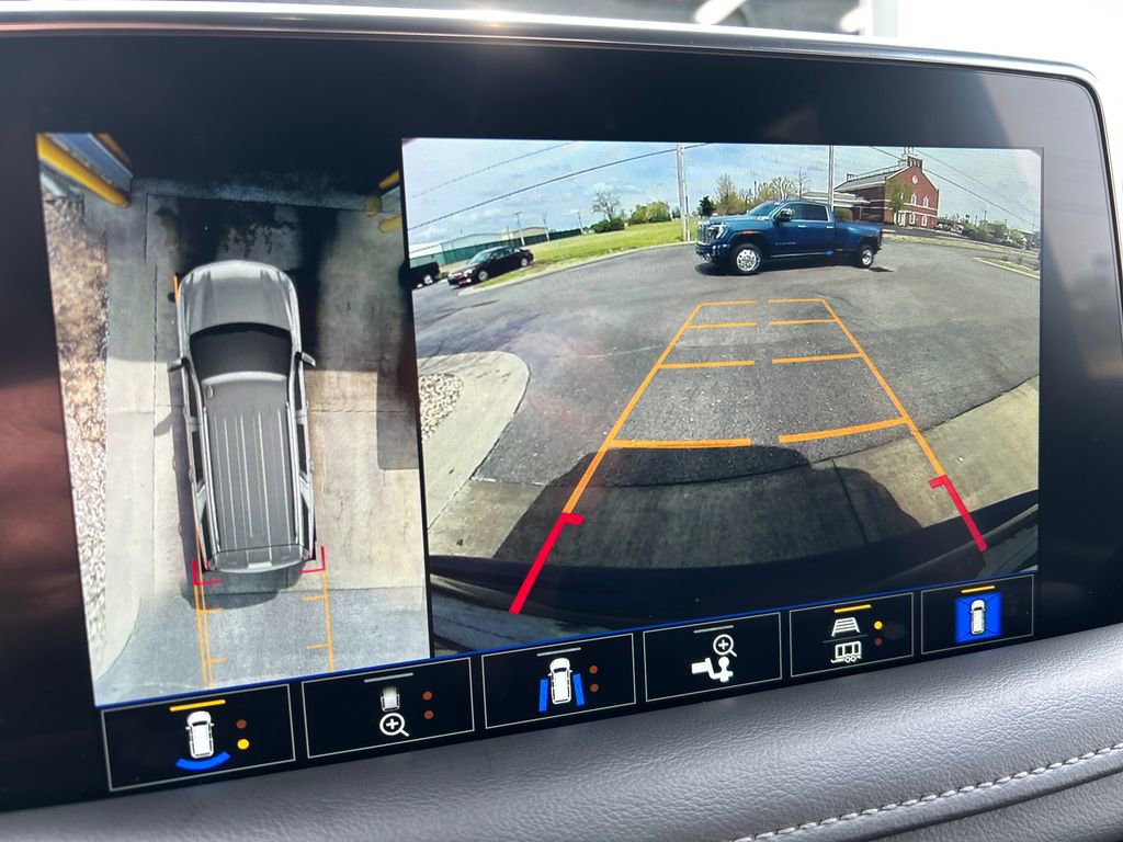 Certified 2021 Chevrolet Tahoe Z71 w/ Luxury Package image 45