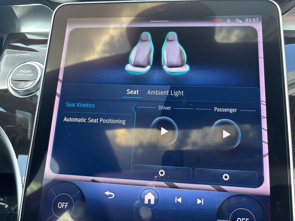 Used 2024 Mercedes-Benz C 300 4MATIC Sedan image 33