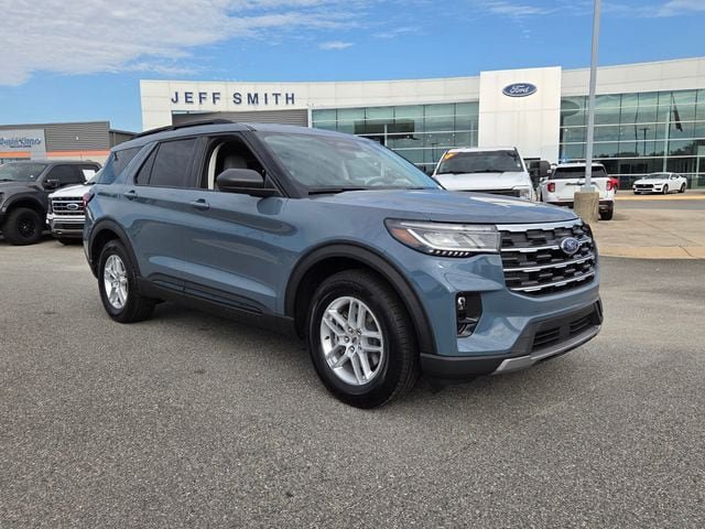 New 2026 Ford Explorer Active w/ Active Comfort Package RWD image 1