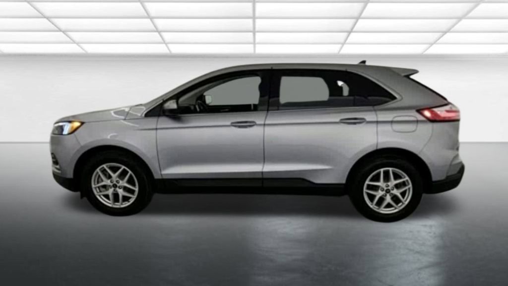 Used 2022 Ford Edge SEL AWD/4WD image 5
