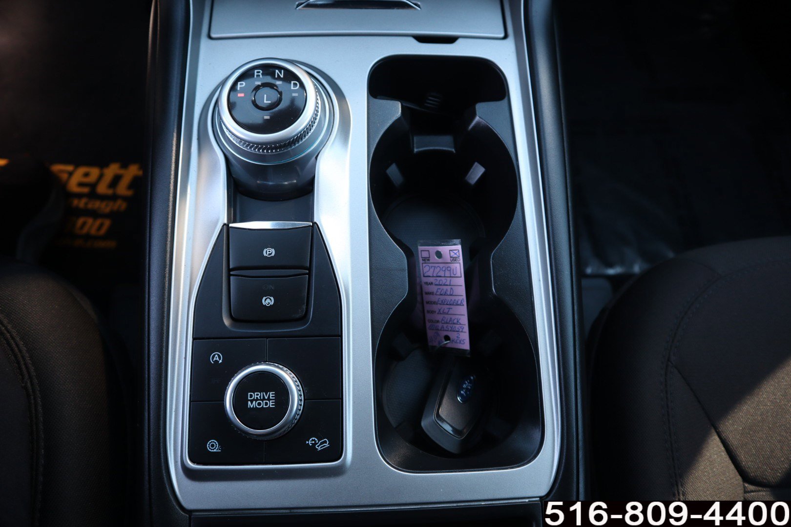 Used 2021 Ford Explorer XLT image 21