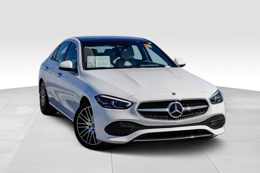 Used 2022 Mercedes-Benz C 300 Sedan image 2