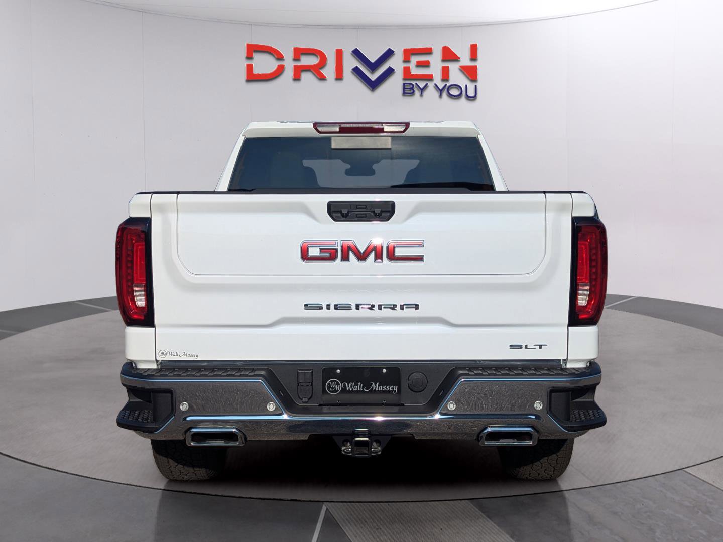 New 2026 GMC Sierra 1500 SLT w/ SLT Premium Plus Package image 4