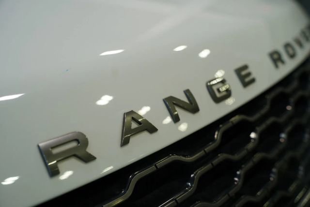 Used 2020 Land Rover Range Rover Sport HSE Dynamic AWD/4WD image 4