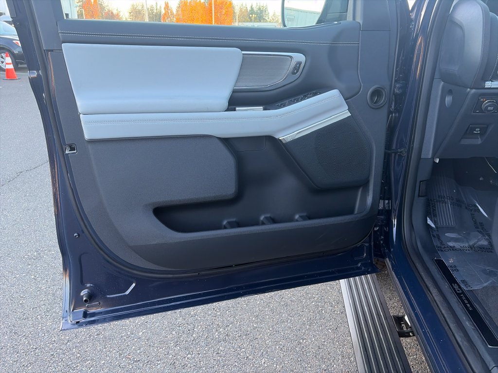 New 2027 Ford Expedition Max Platinum AWD/4WD image 27